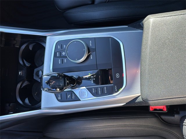 Used 2019 BMW 330i xDrive Sedan w/ Premium Package image 17