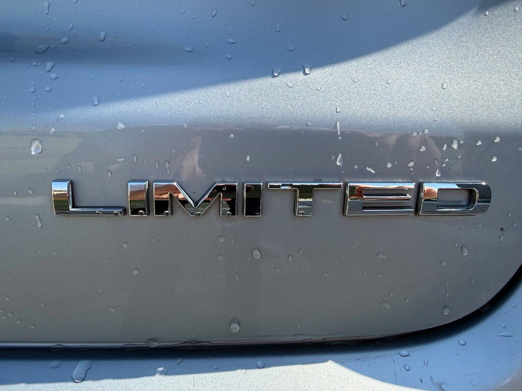 Used 2025 Jeep Compass Limited AWD/4WD image 21