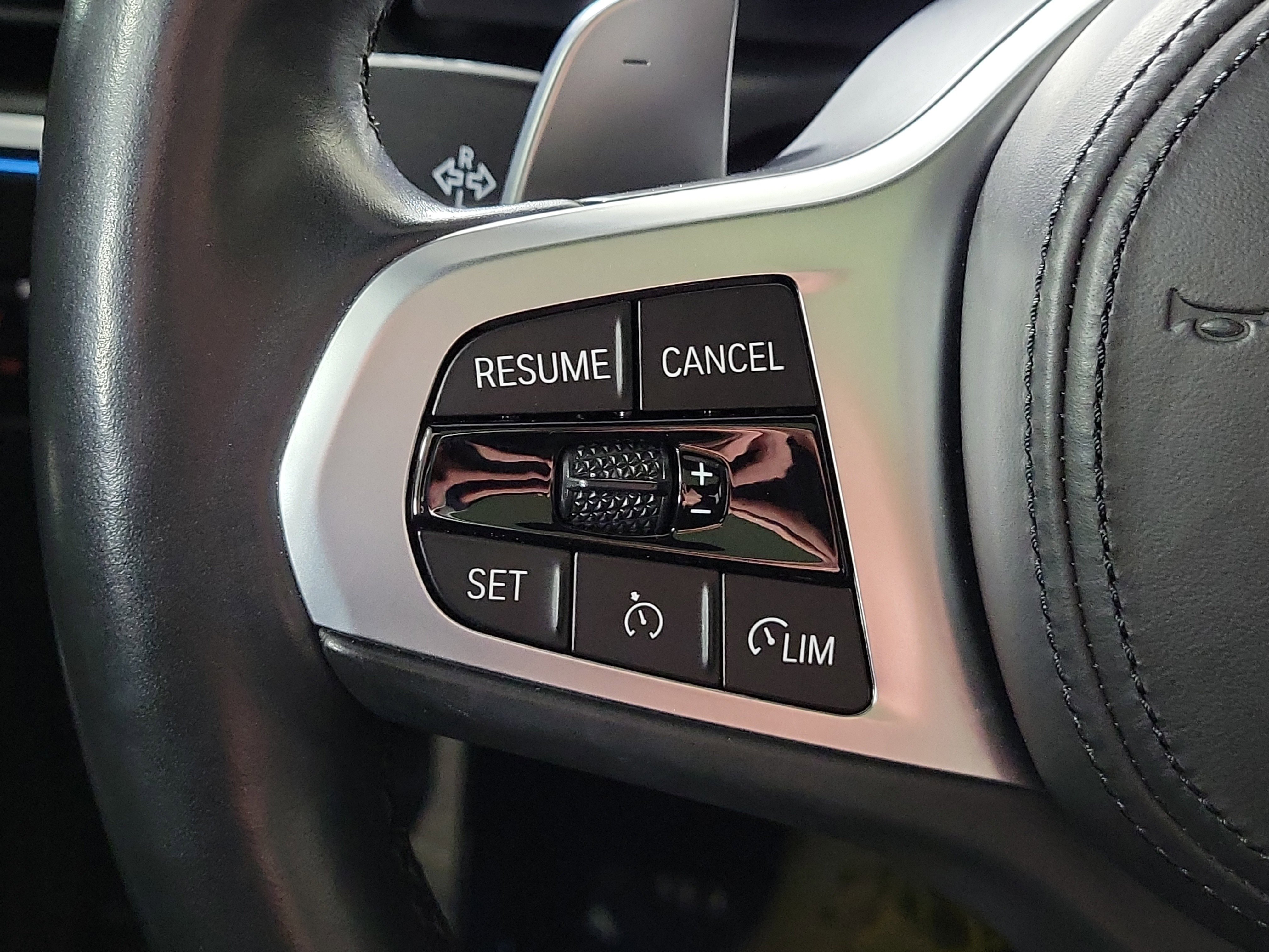 Used 2023 BMW 330e xDrive w/ M Sport Package image 13