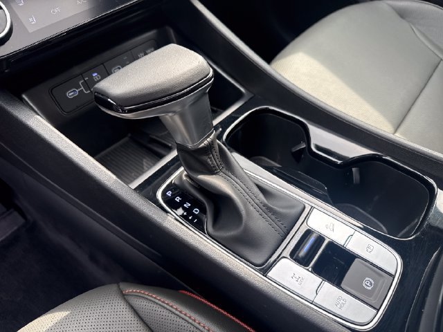 Certified 2025 Hyundai Santa Cruz Limited AWD/4WD image 24