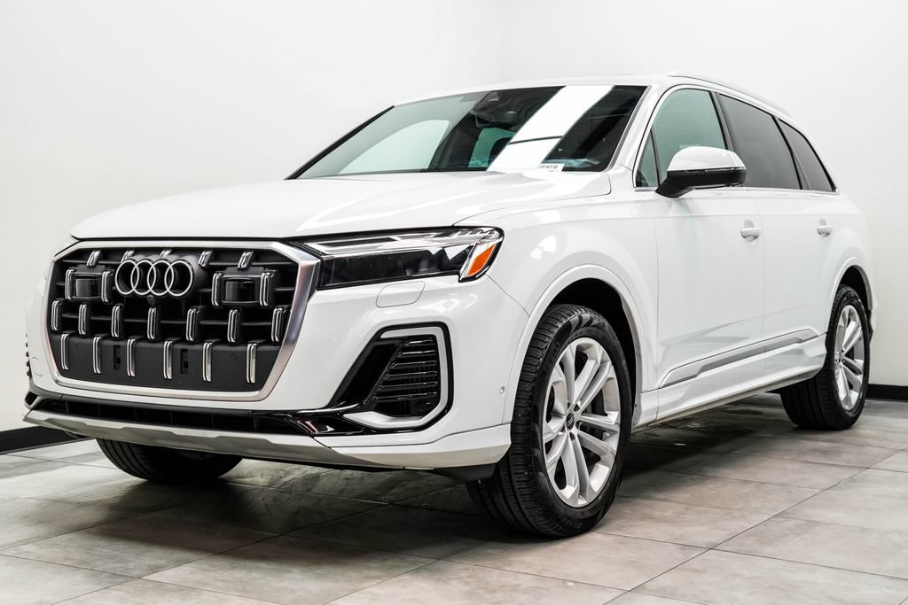 Used 2025 Audi Q7 3.0T Premium Plus AWD/4WD image 9