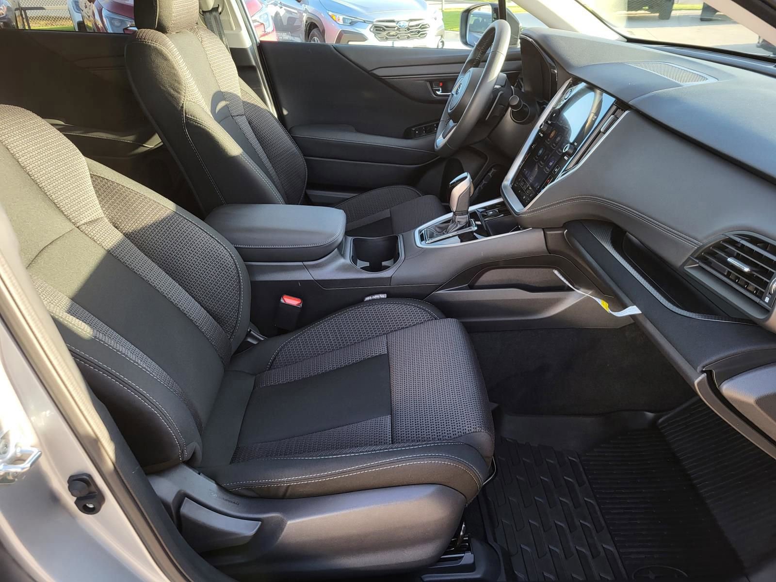 Certified 2025 Subaru Outback Premium image 9