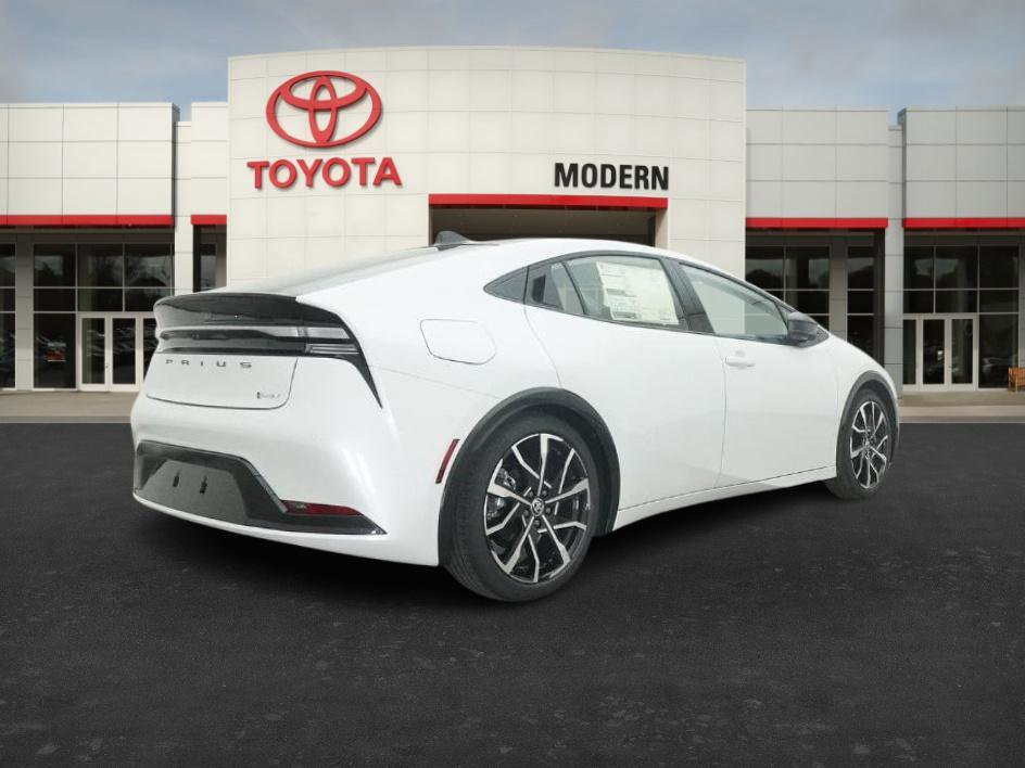 New 2026 Toyota Prius Plug-In Hybrid FWD image 21