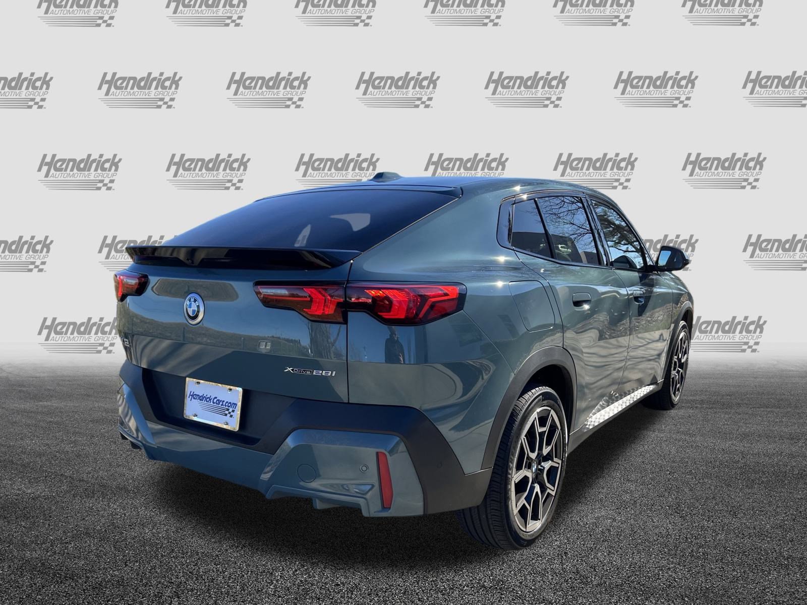 Used 2024 BMW X2 xDrive28i w/ Technology Package image 11