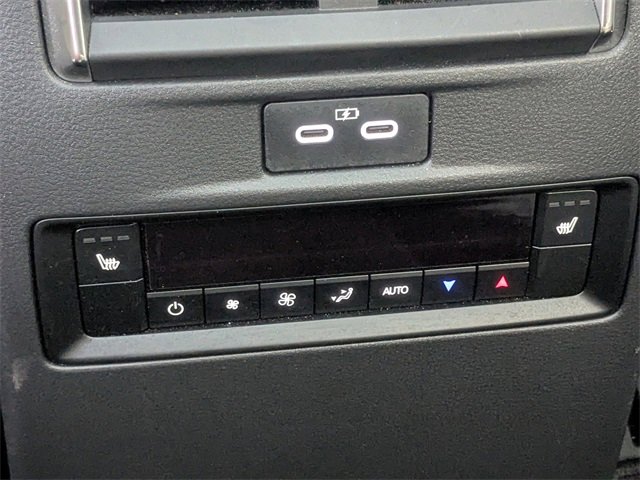 Used 2024 MAZDA CX-90 3.3 Turbo w/ Premium Plus Pkg image 15