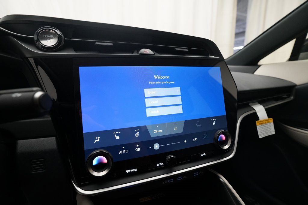 Used 2025 Lexus RZ 300e image 6