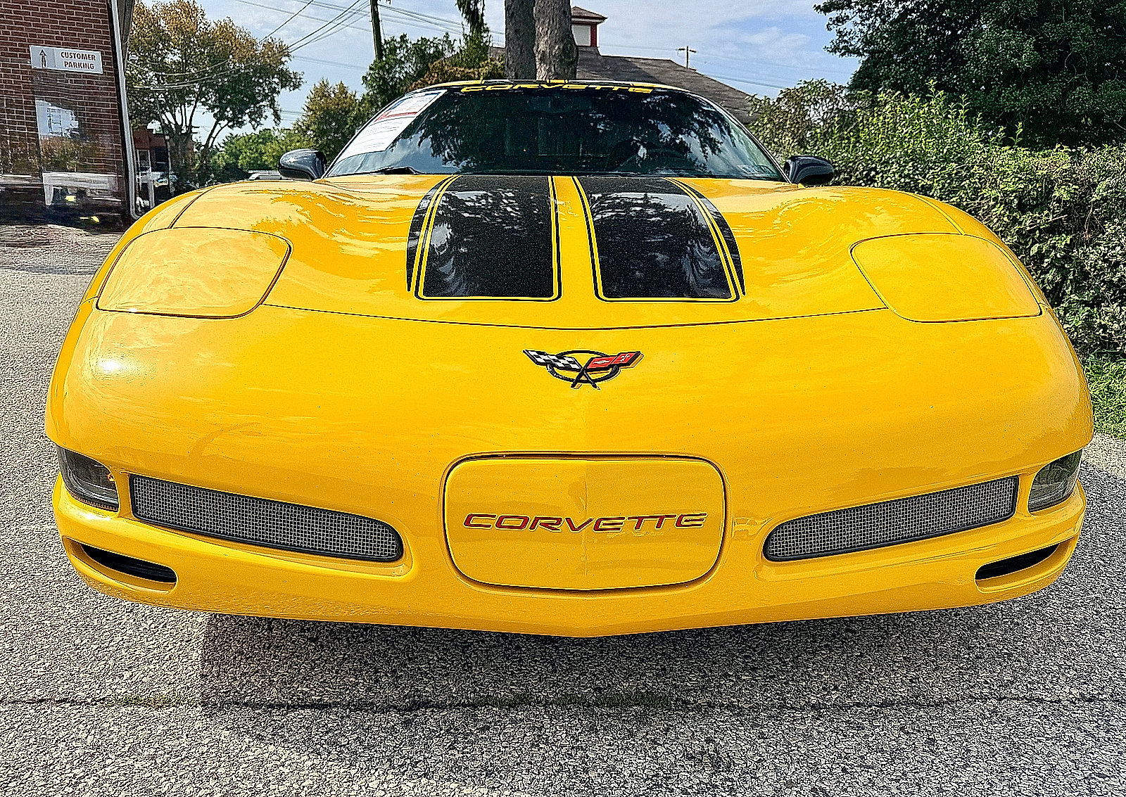 Used 2004 Chevrolet Corvette Z06 w/ Memory Package RWD image 10