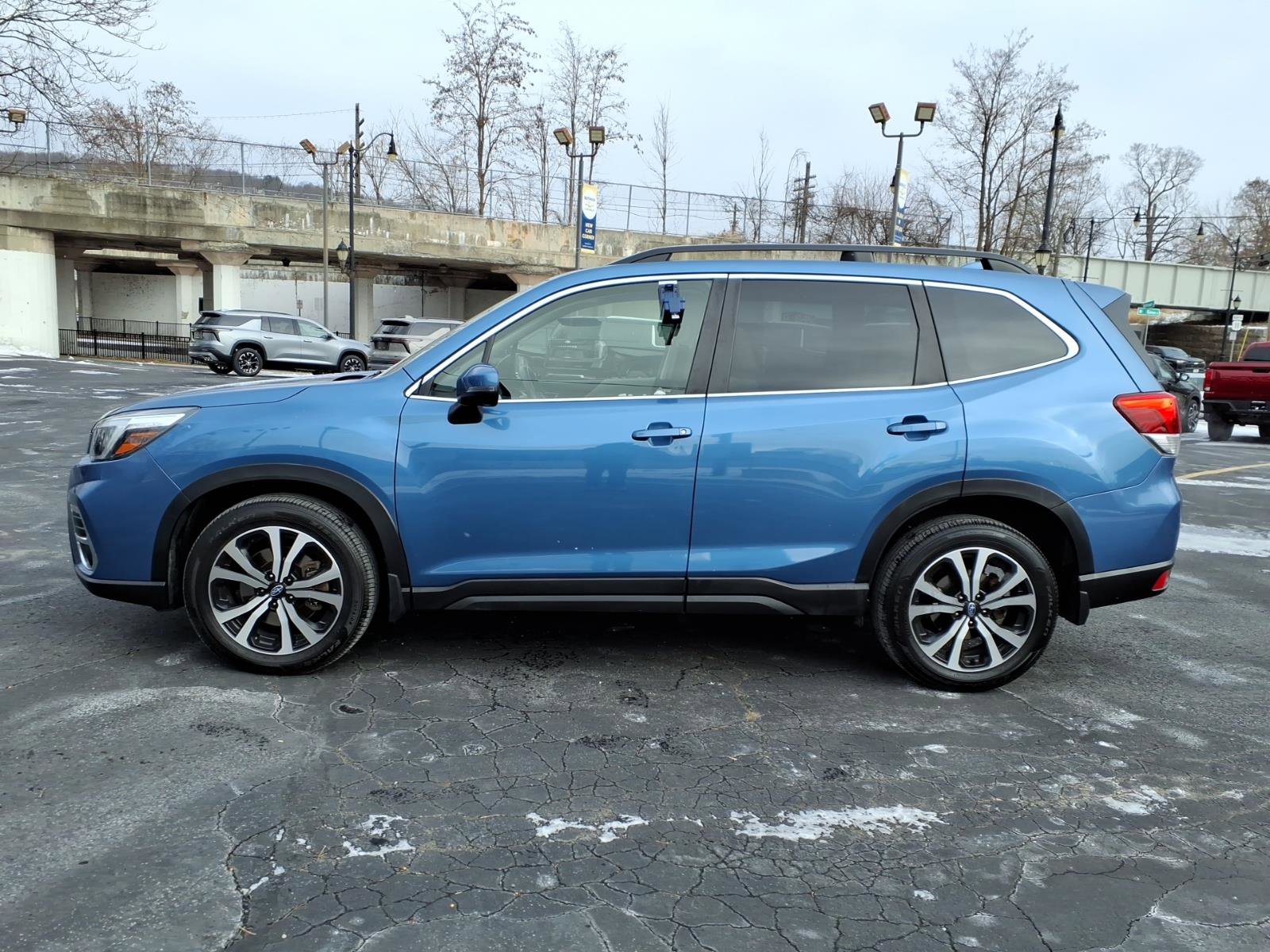 Used 2020 Subaru Forester Limited image 6