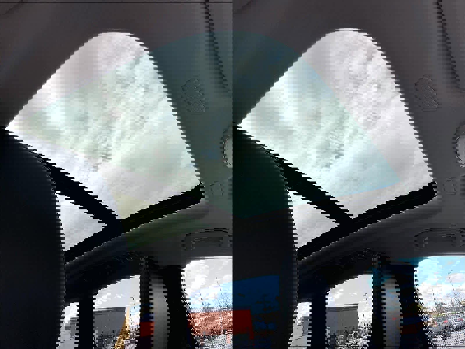 Used 2025 Volvo XC60 B5 Core image 25