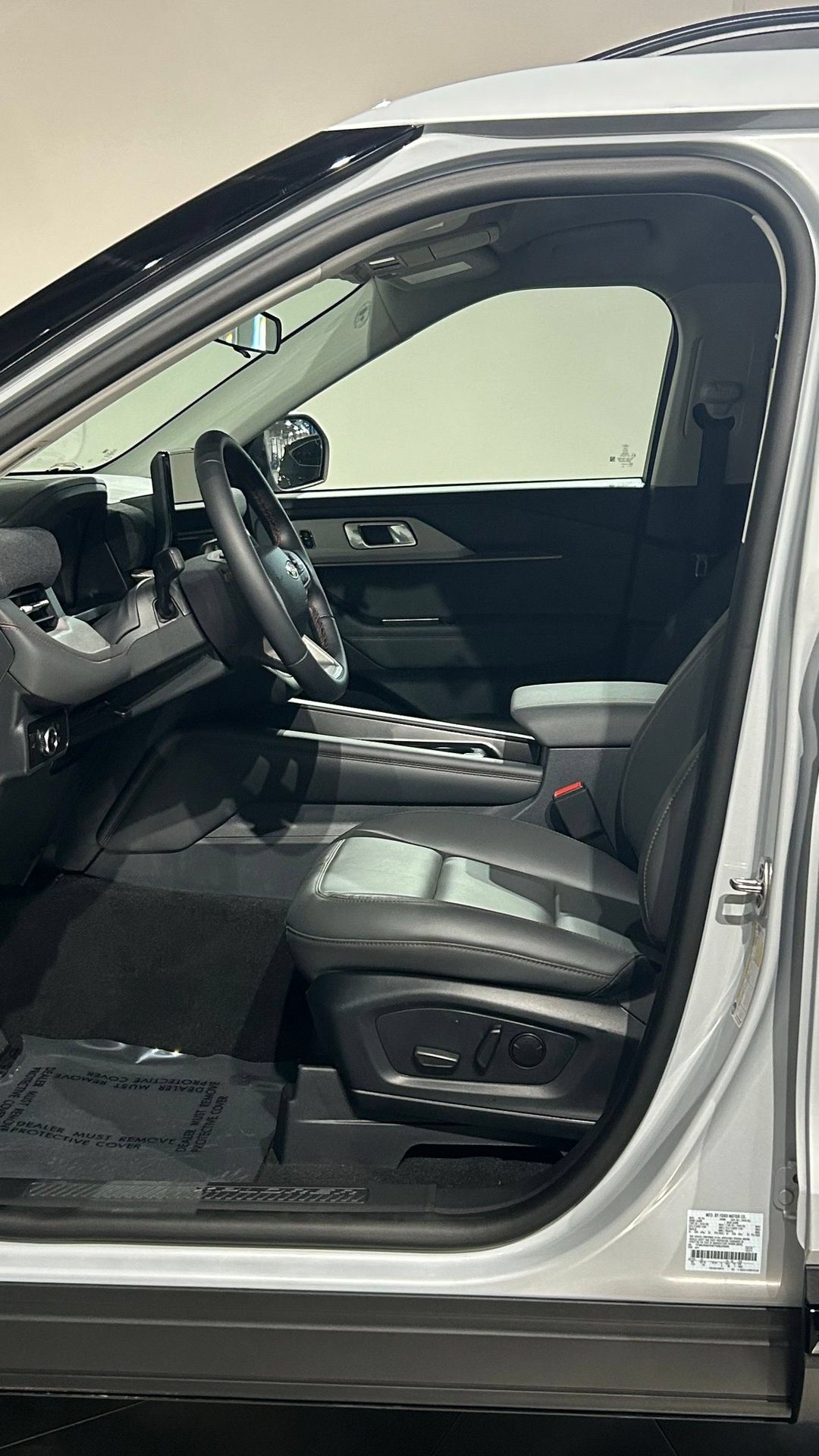New 2026 Ford Explorer Active w/ Active Comfort Package AWD/4WD image 43