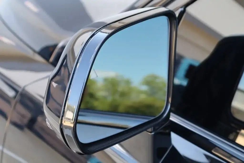 Certified 2024 Rolls-Royce Cullinan Black Badge AWD/4WD image 25