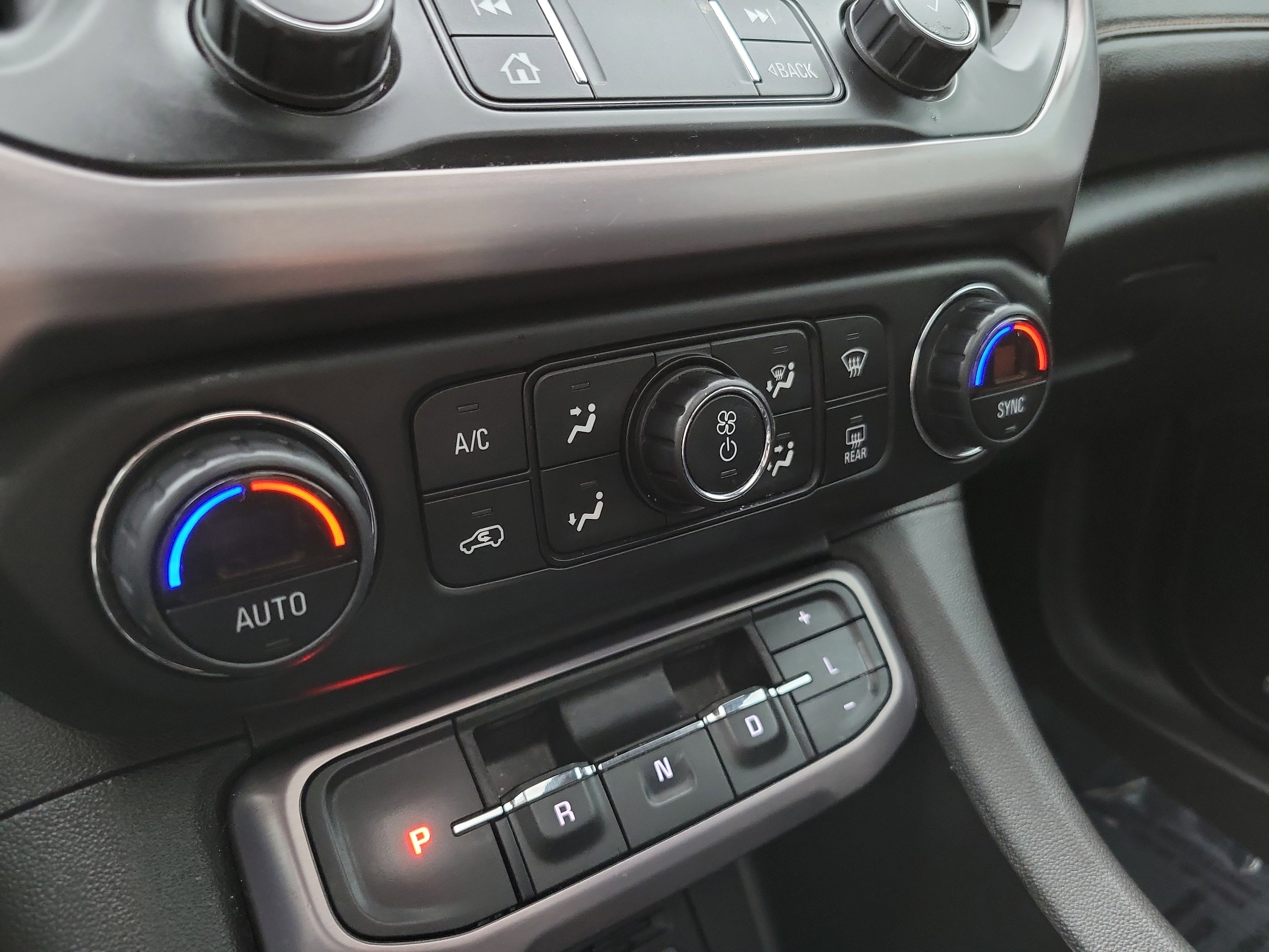 Used 2020 GMC Acadia AT4 w/ Driver Alert Package II image 35