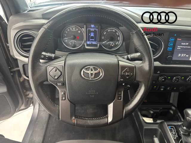 Used 2018 Toyota Tacoma TRD Off-Road w/ Technology Package AWD/4WD image 25