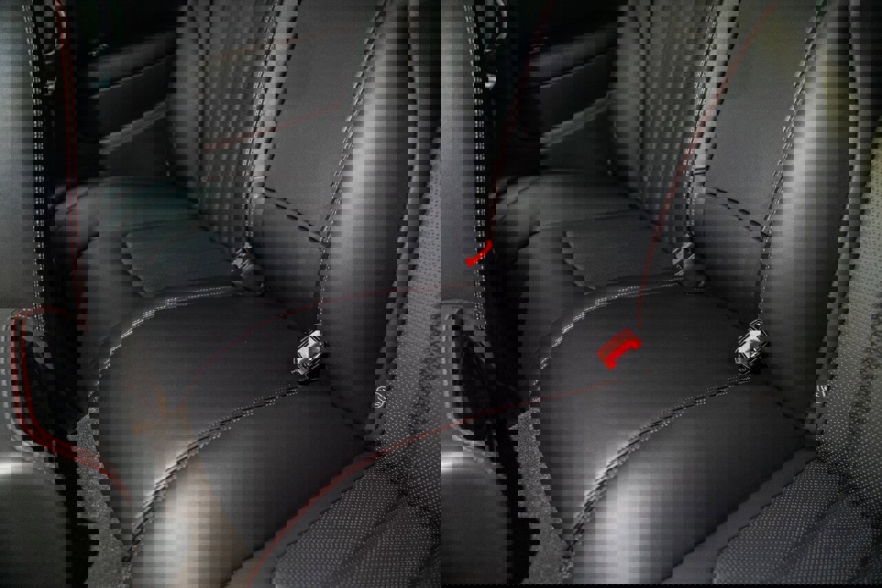 Used 2015 Bentley Continental GT image 26