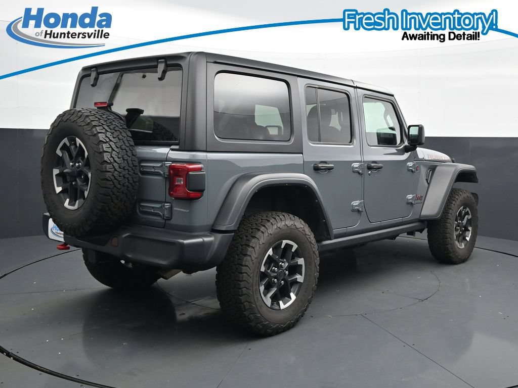 Used 2025 Jeep Wrangler Unlimited Rubicon AWD/4WD image 10