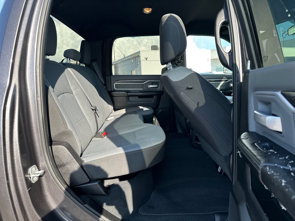 Used 2022 RAM 2500 Big Horn AWD/4WD image 17