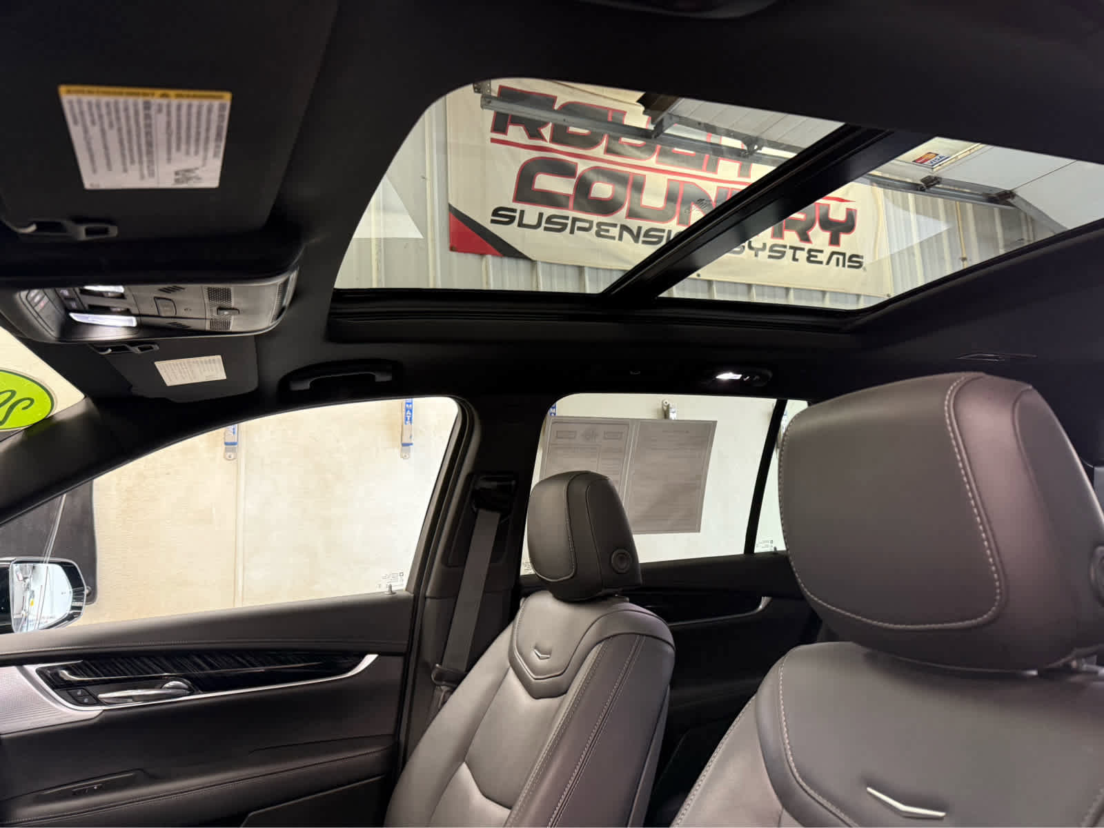 Used 2025 Cadillac XT6 Premium Luxury w/ Technology Package image 15