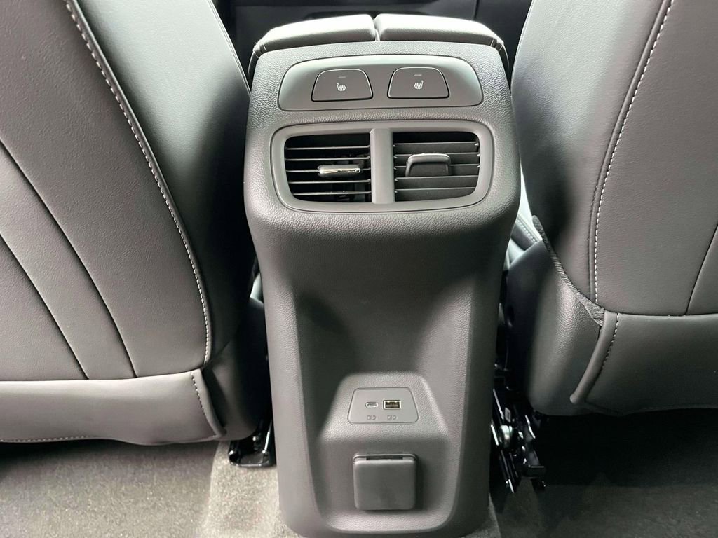 New 2026 Buick Envision Avenir image 14