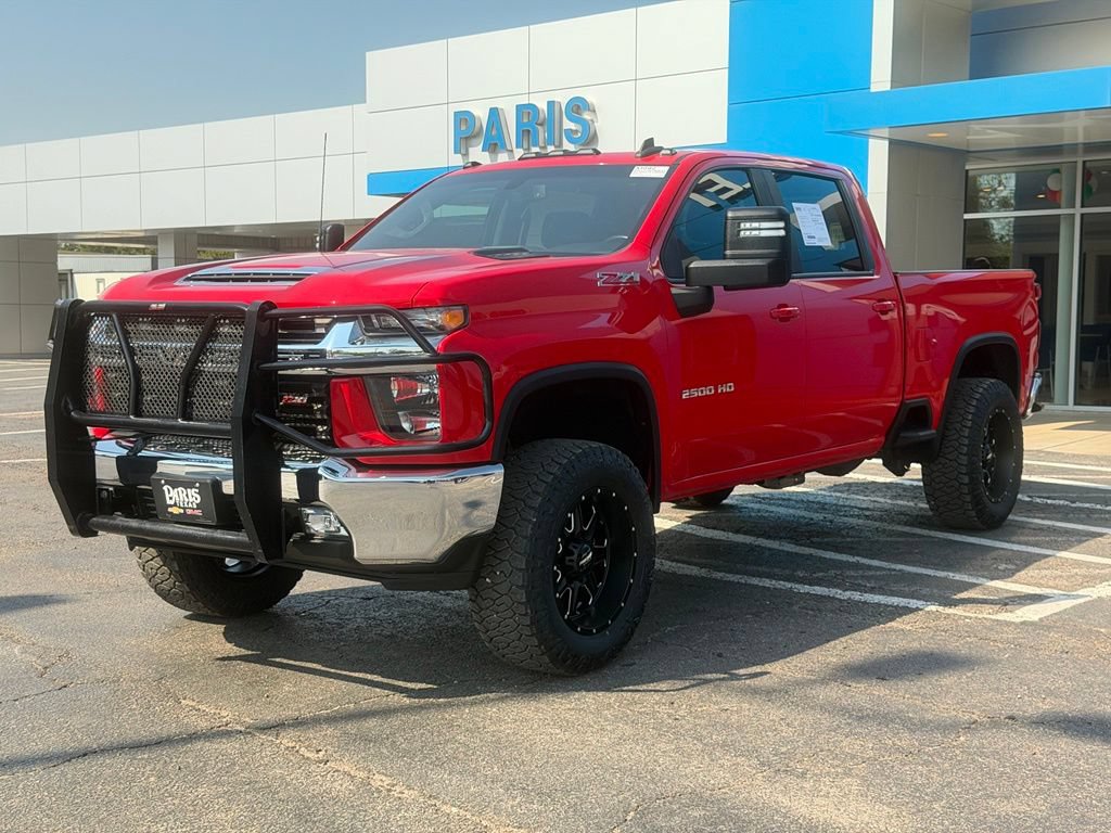 Used 2022 Chevrolet Silverado 2500 LT w/ Convenience Package AWD/4WD image 3