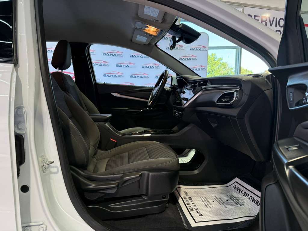 Used 2023 Chevrolet Bolt EUV LT FWD image 56