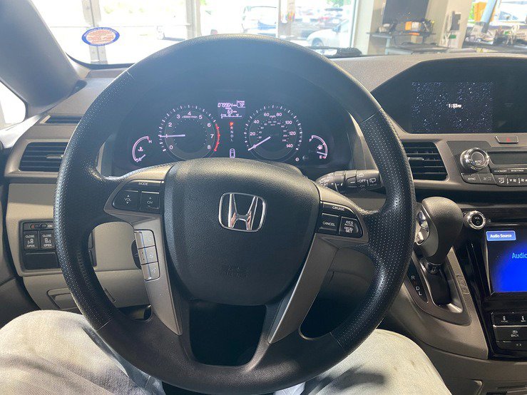 Used 2016 Honda Odyssey SE image 23