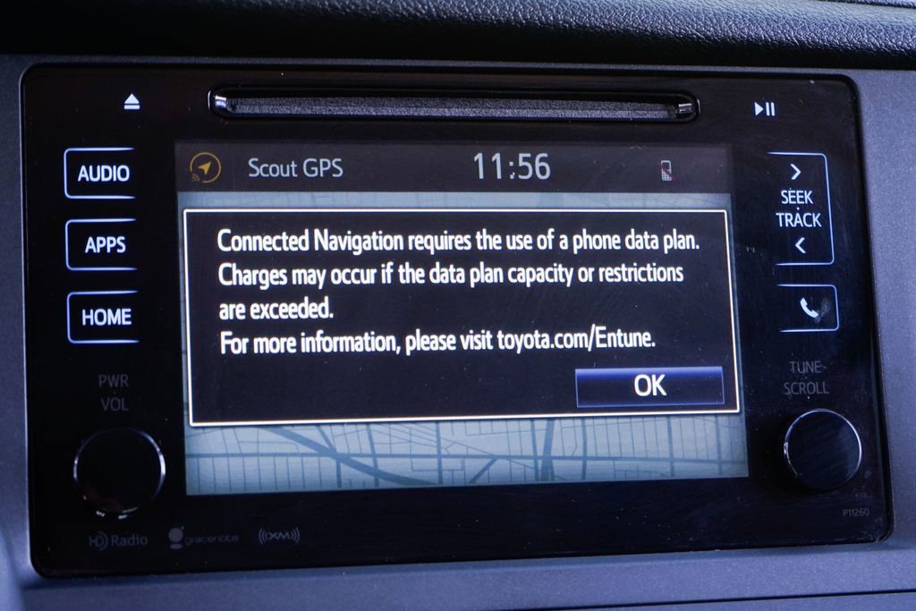 Used 2016 Toyota Sienna SE image 29