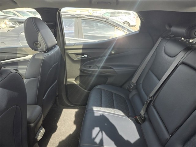 Used 2022 Chevrolet Bolt EUV Premier w/ Sun & Sound Package image 8