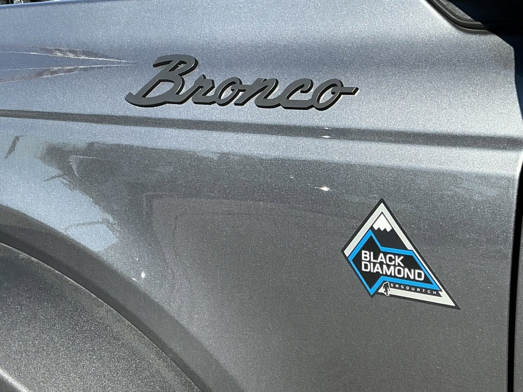 Certified 2022 Ford Bronco Black Diamond w/ Sasquatch Package image 36