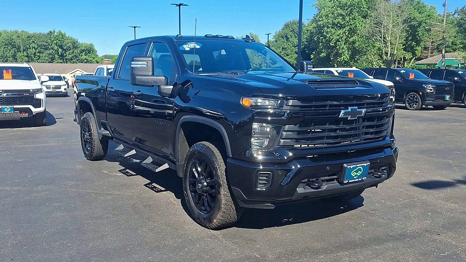 Certified 2025 Chevrolet Silverado 2500 Custom w/ Custom Value Package AWD/4WD image 5