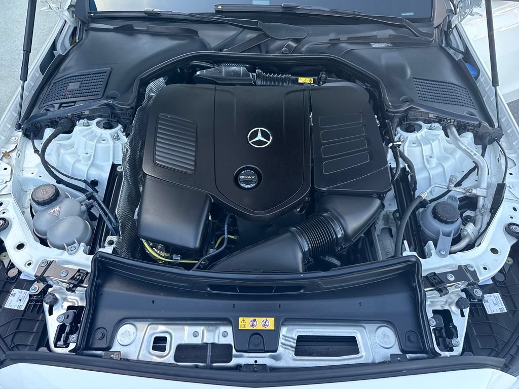 Used 2025 Mercedes-Benz C 300 Sedan image 24