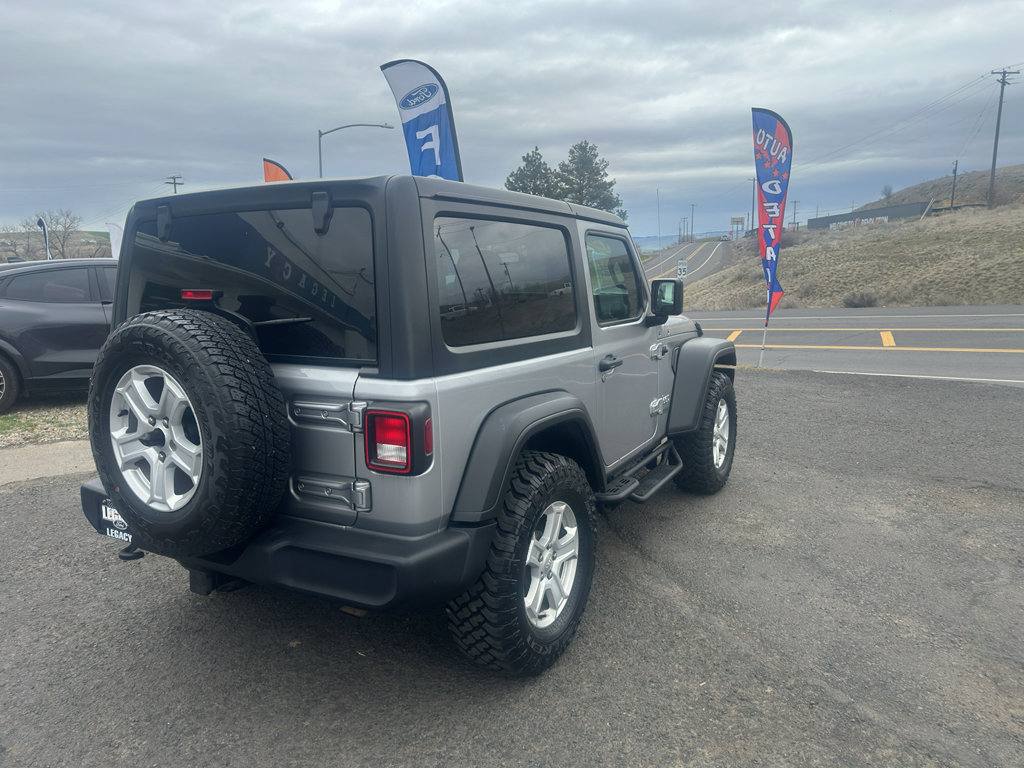Used 2021 Jeep Wrangler Sport S image 5