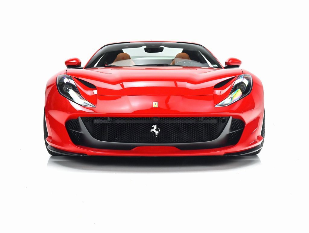 Used 2022 Ferrari 812 GTS image 2