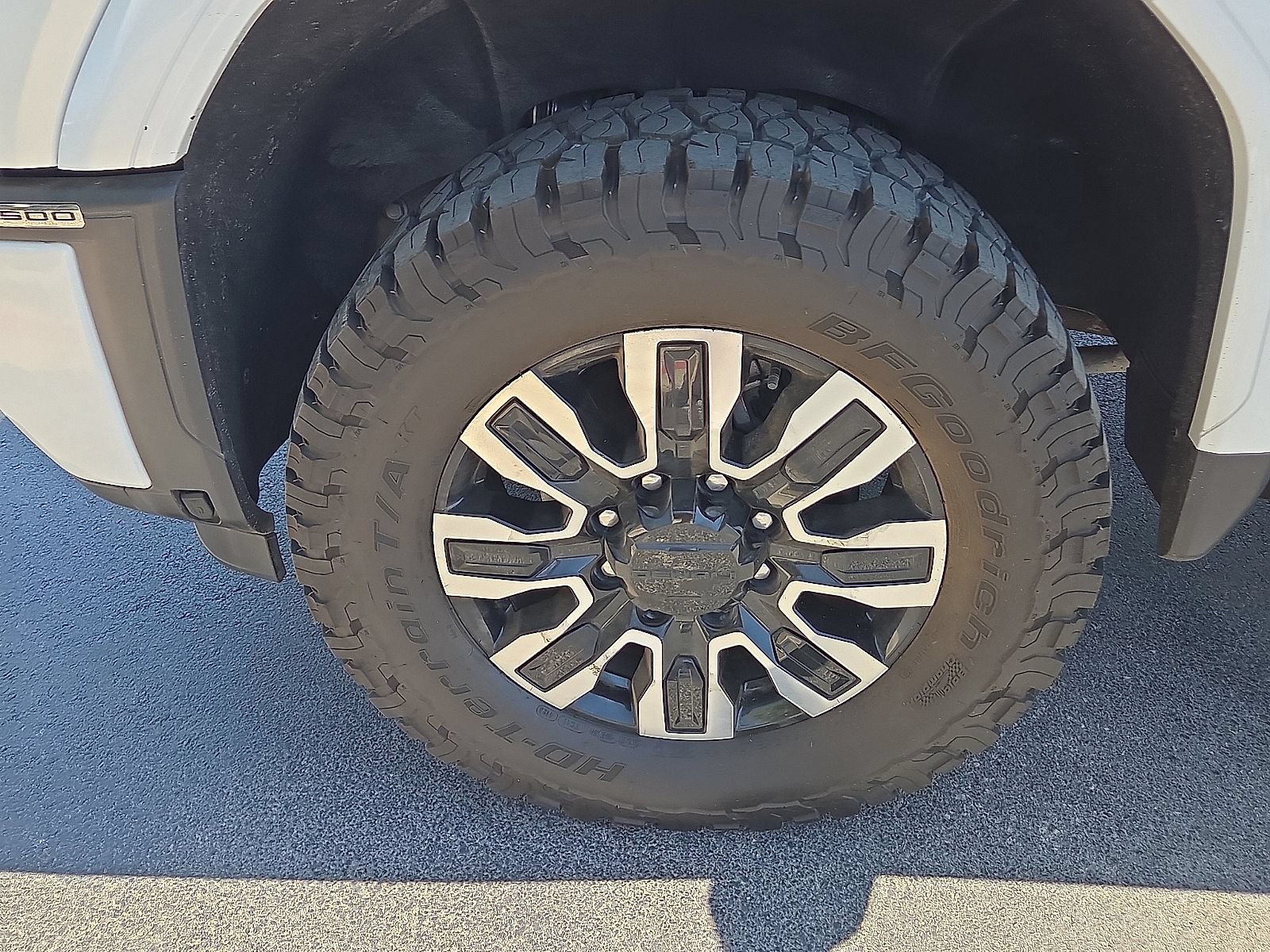 Used 2024 GMC Sierra 2500 Denali Ultimate AWD/4WD image 7
