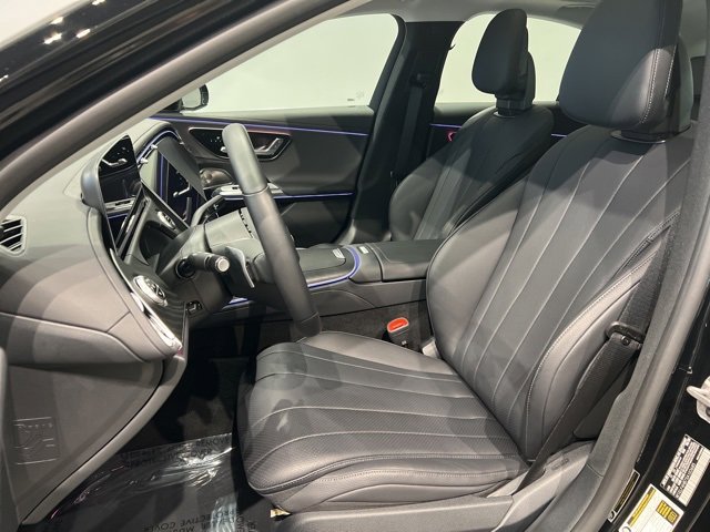 Used 2025 Mercedes-Benz E 350 4MATIC Sedan image 19