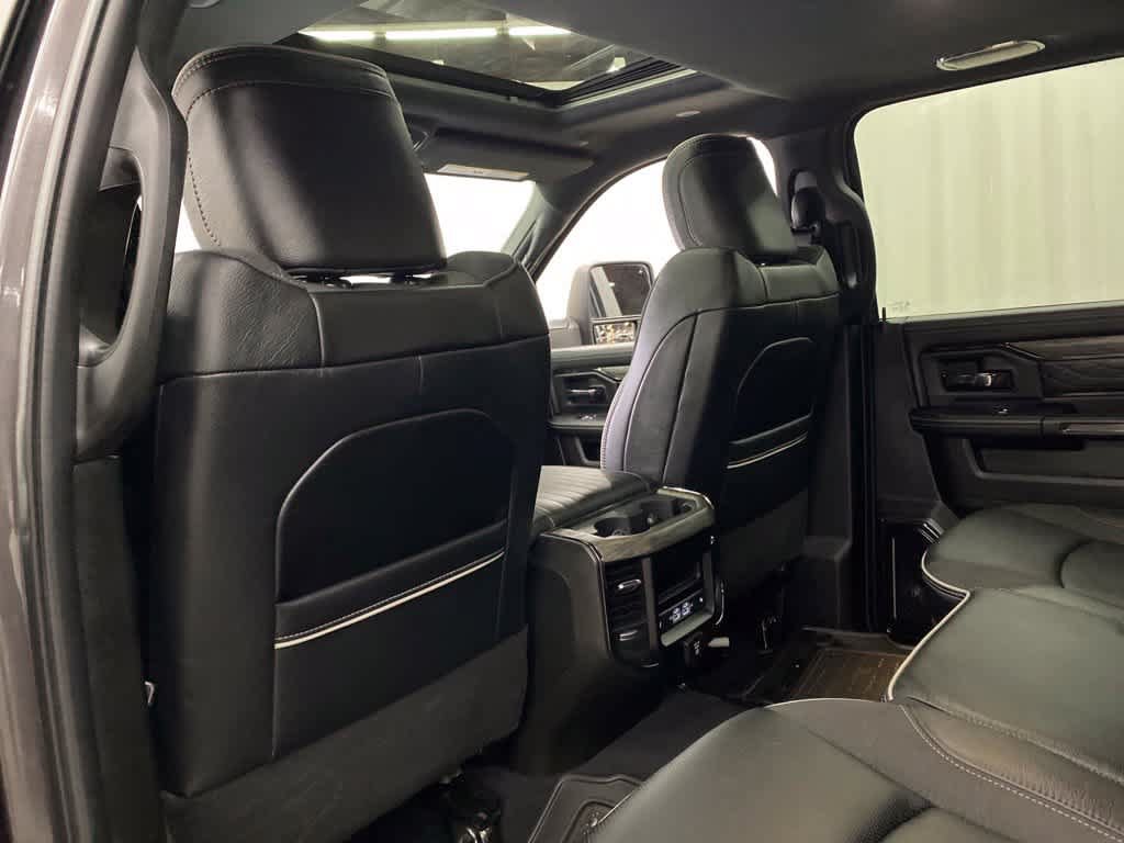 Used 2025 RAM 3500 Limited AWD/4WD image 15