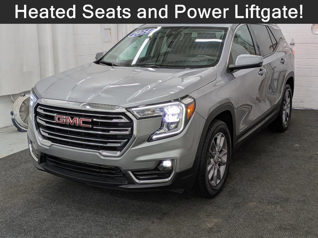 Used 2024 GMC Terrain SLT AWD/4WD image 1