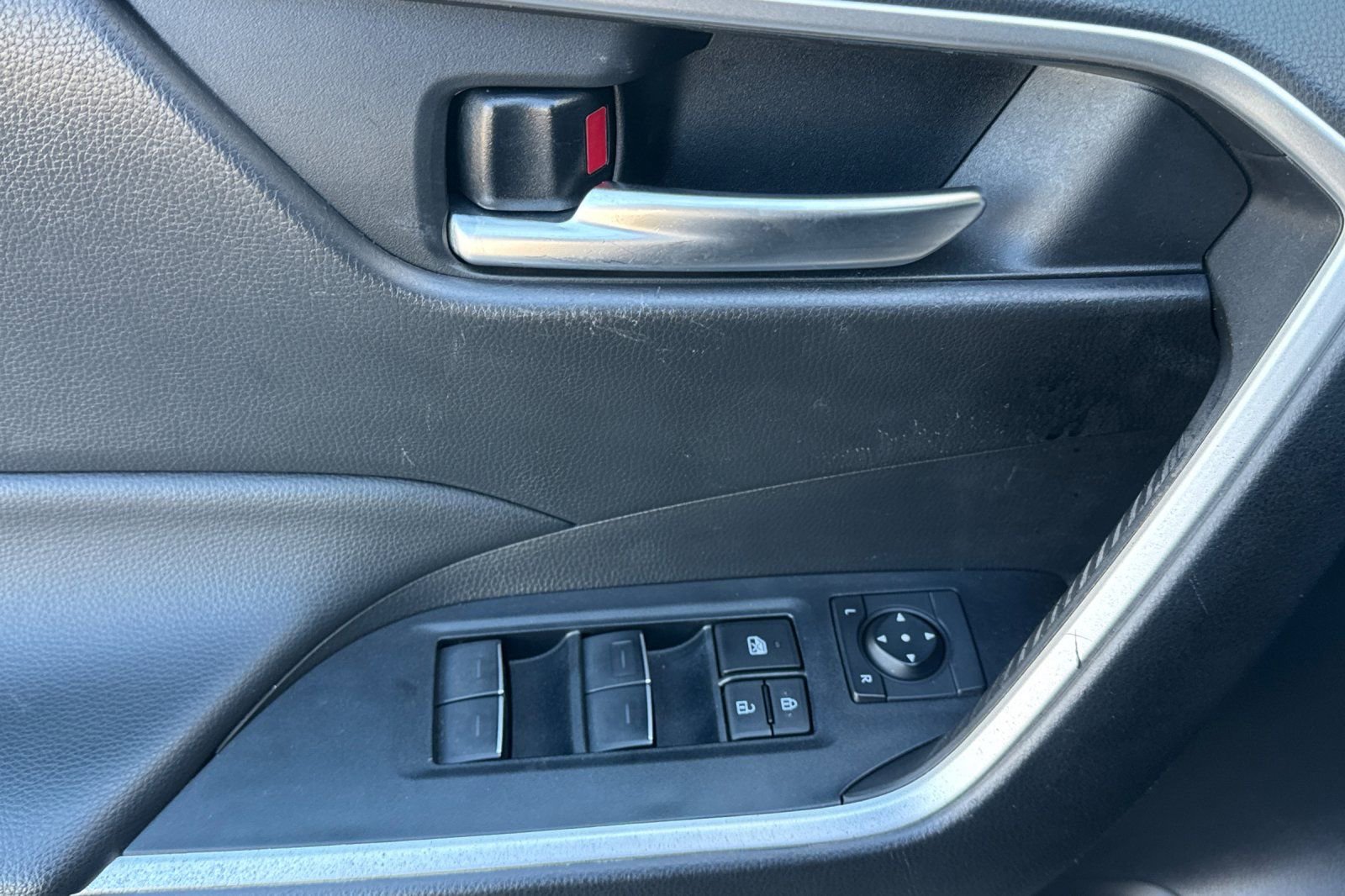 Certified 2023 Toyota RAV4 AWD Hybrid image 14