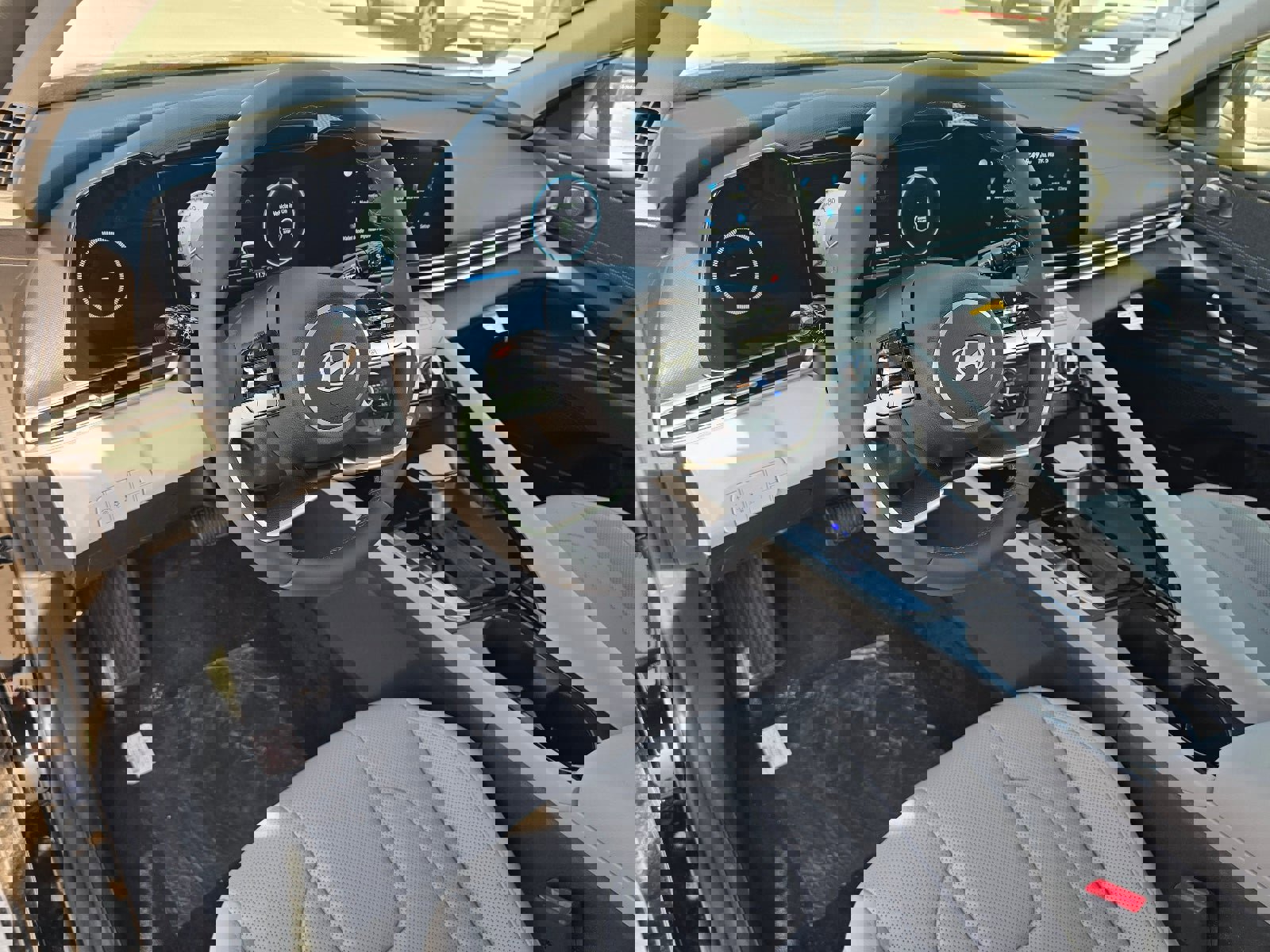 New 2026 Hyundai Elantra Limited image 13