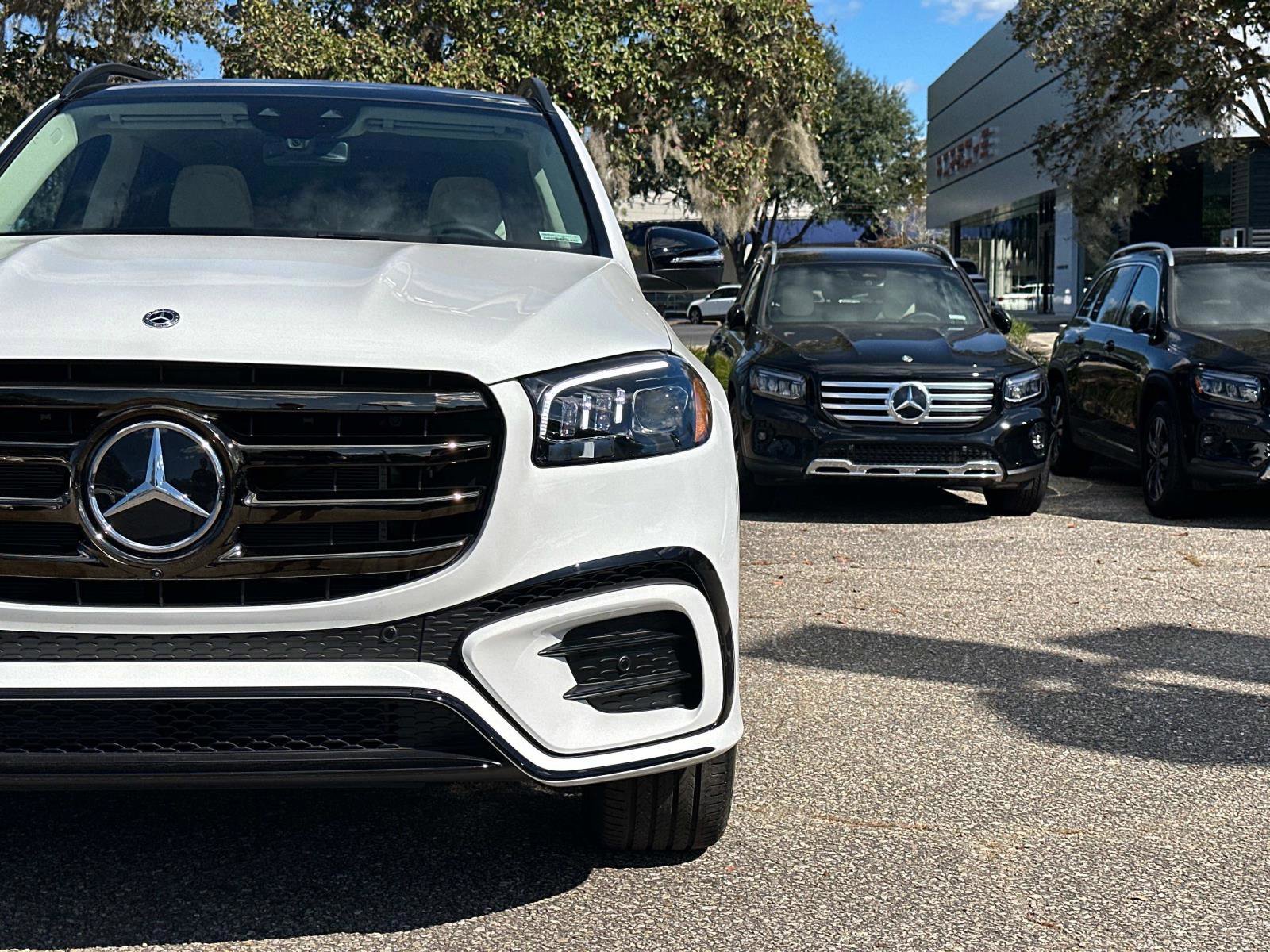 New 2026 Mercedes-Benz GLS 450 4MATIC image 9
