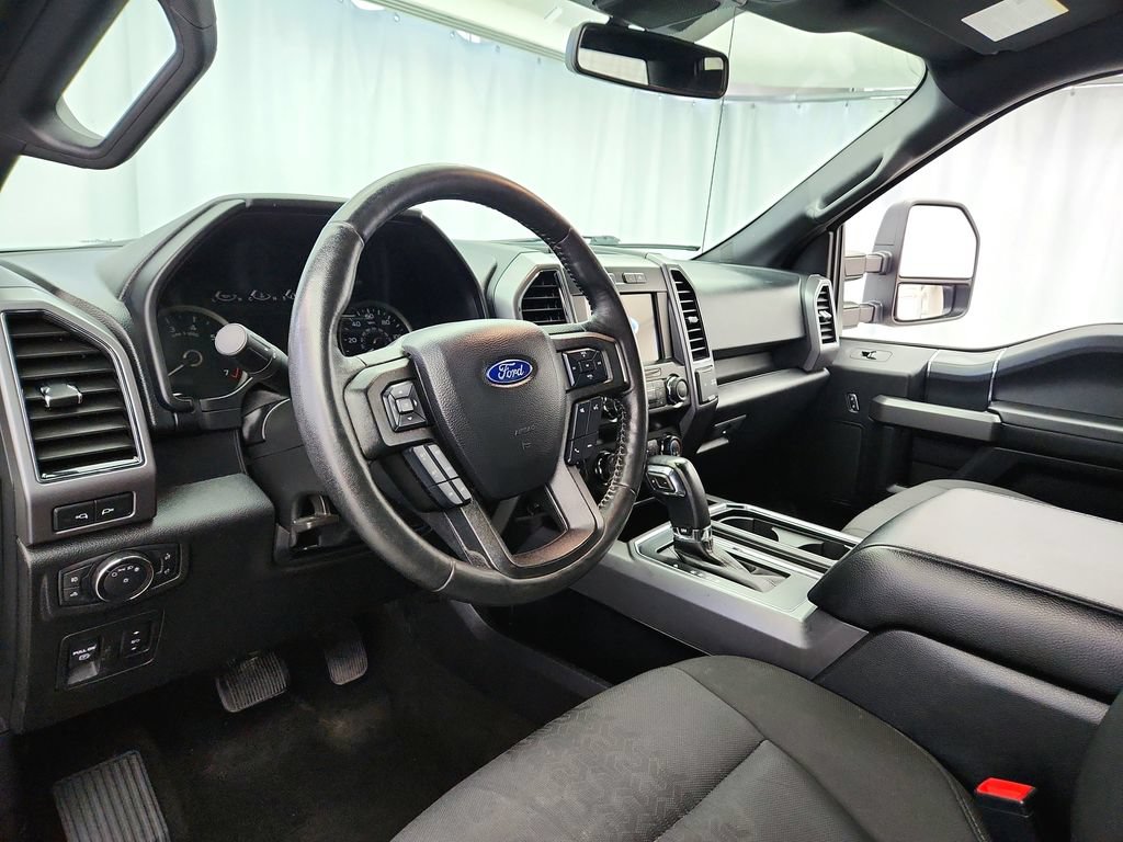 Used 2019 Ford F150 XLT w/ Equipment Group 302A Luxury AWD/4WD image 9