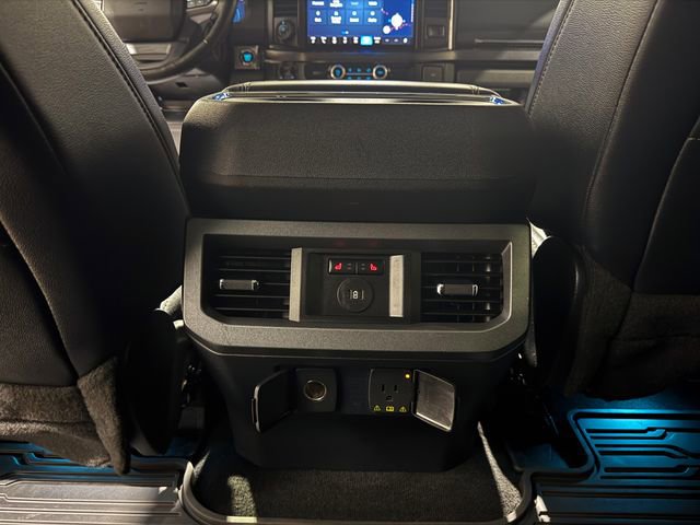 Used 2023 Ford F250 Lariat w/ Lariat Ultimate Package AWD/4WD image 21