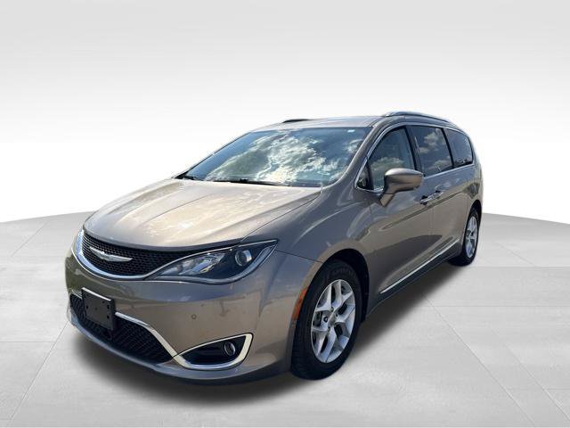 Used 2018 Chrysler Pacifica Touring-L Plus FWD image 7