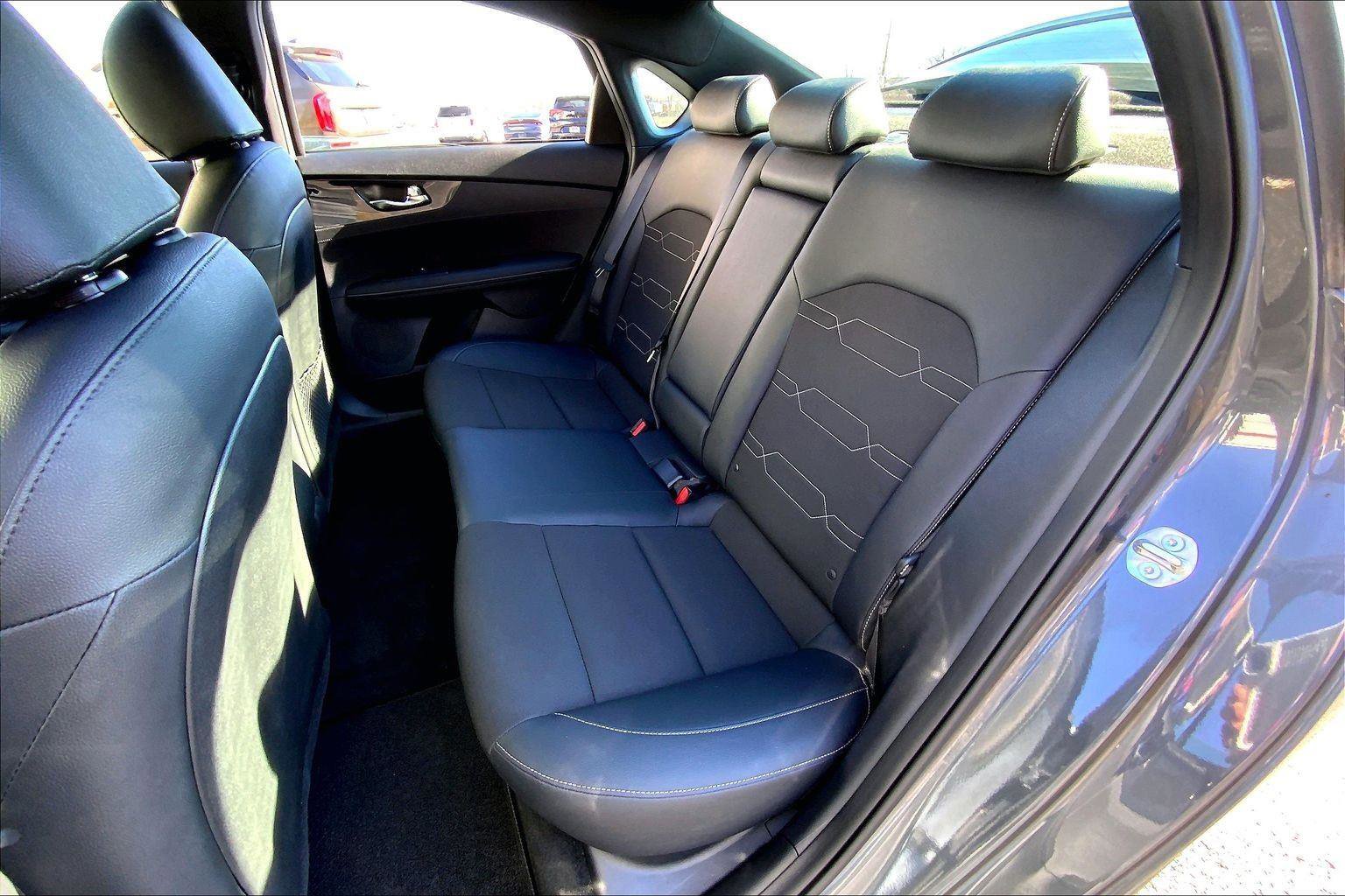 Used 2024 Kia Forte GT-Line w/ GT-Line Premium Package image 23