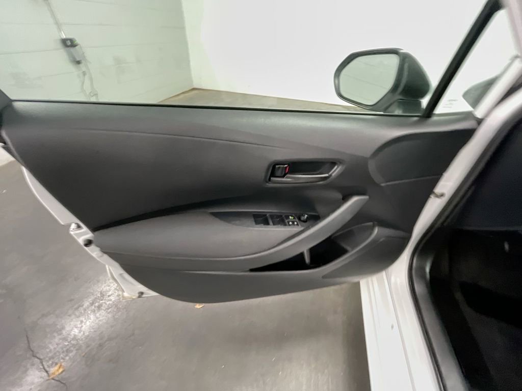 Used 2023 Toyota Corolla LE image 19