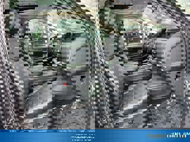 Certified 2025 Ford Expedition Max Platinum image 21