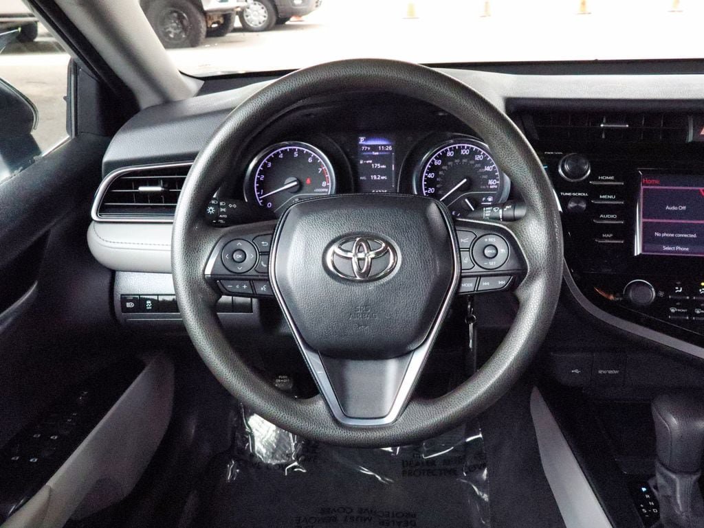 Used 2020 Toyota Camry LE FWD image 29