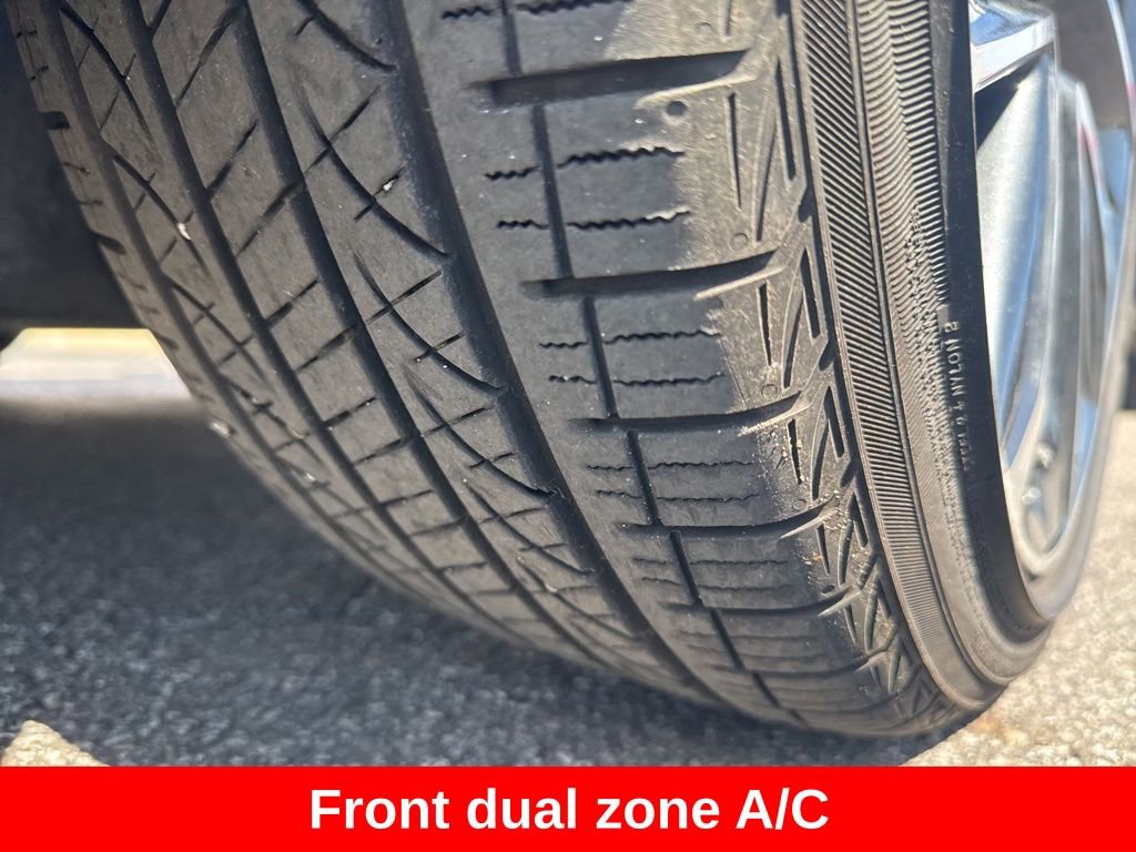 Certified 2019 Toyota Corolla XSE image 16