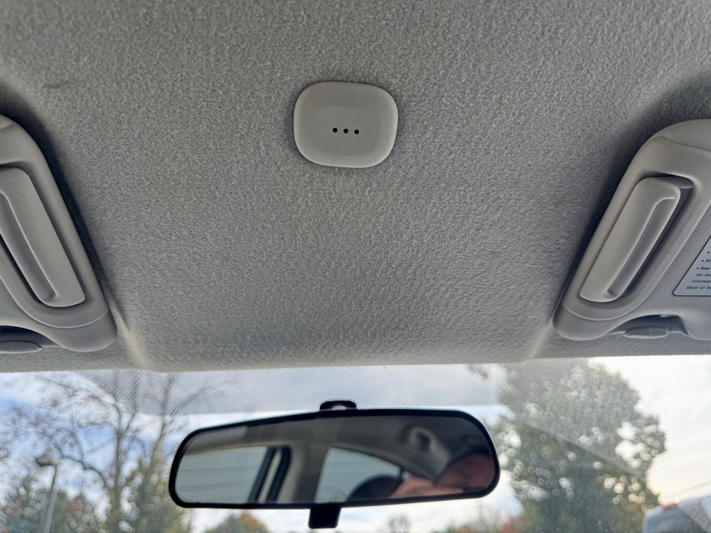 Used 2015 Nissan Versa S Plus image 34