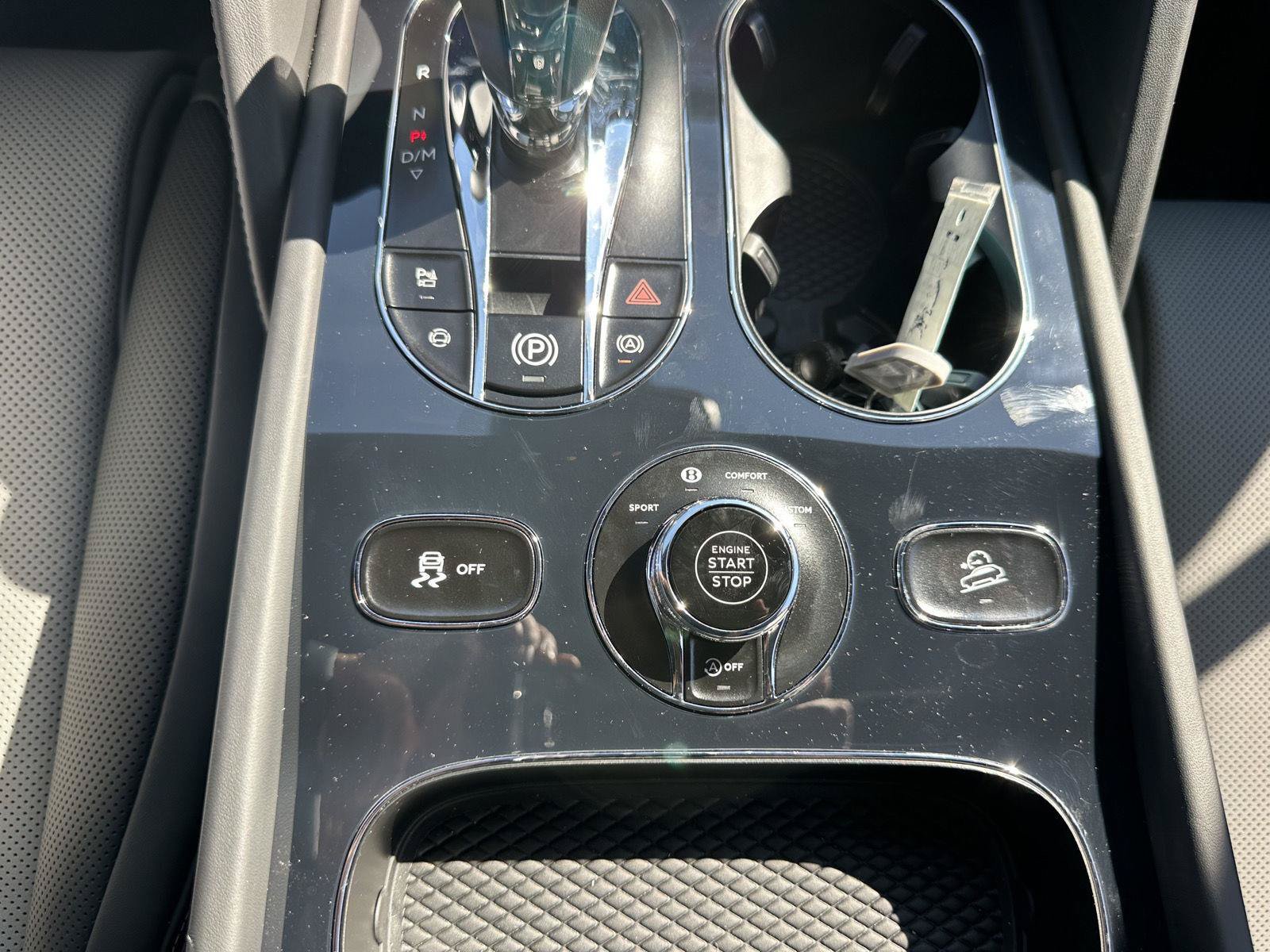 New 2027 Bentley Bentayga AWD/4WD image 44