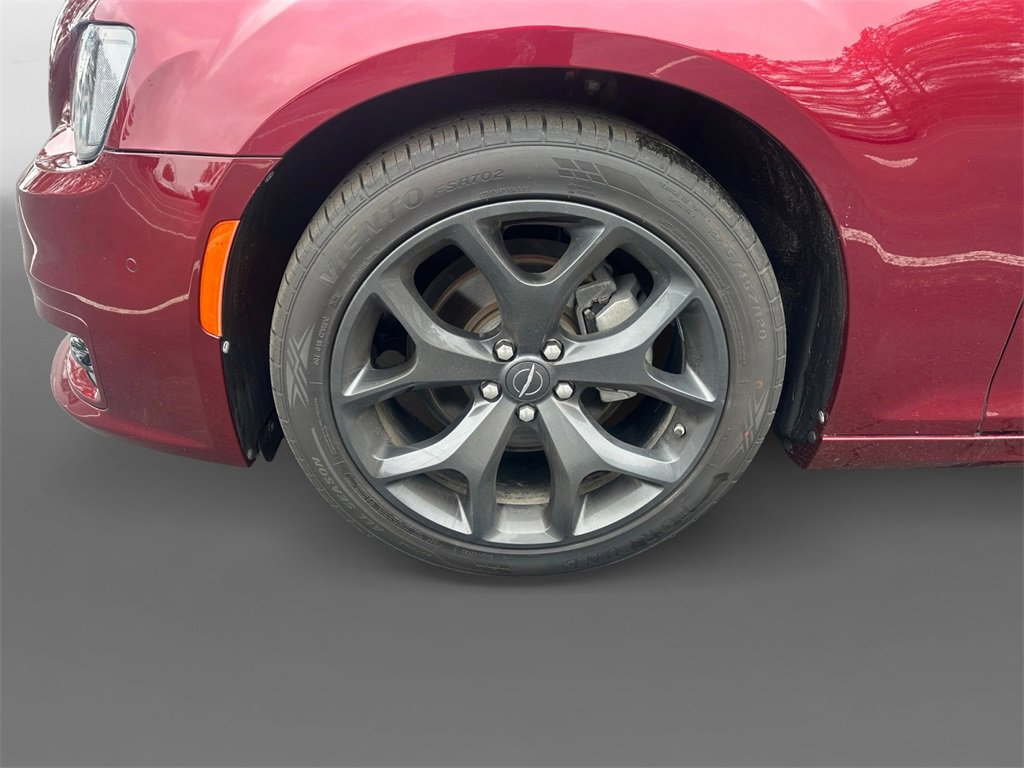 Used 2023 Chrysler 300 Touring L w/ Popular Equipment Group image 15